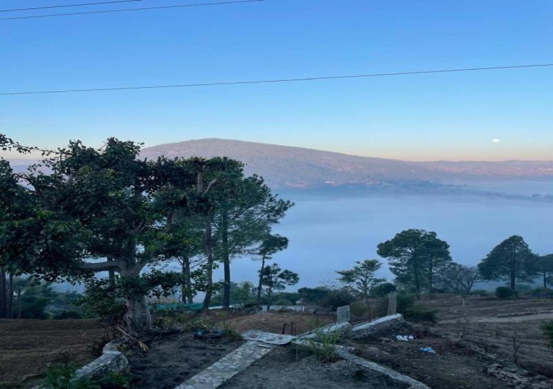 Hotel Maa Bhagwati Алмора Екстер'єр фото